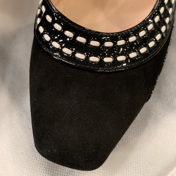 Brand new Oscar de la Renta black suede platforms - Picture 3 of 8